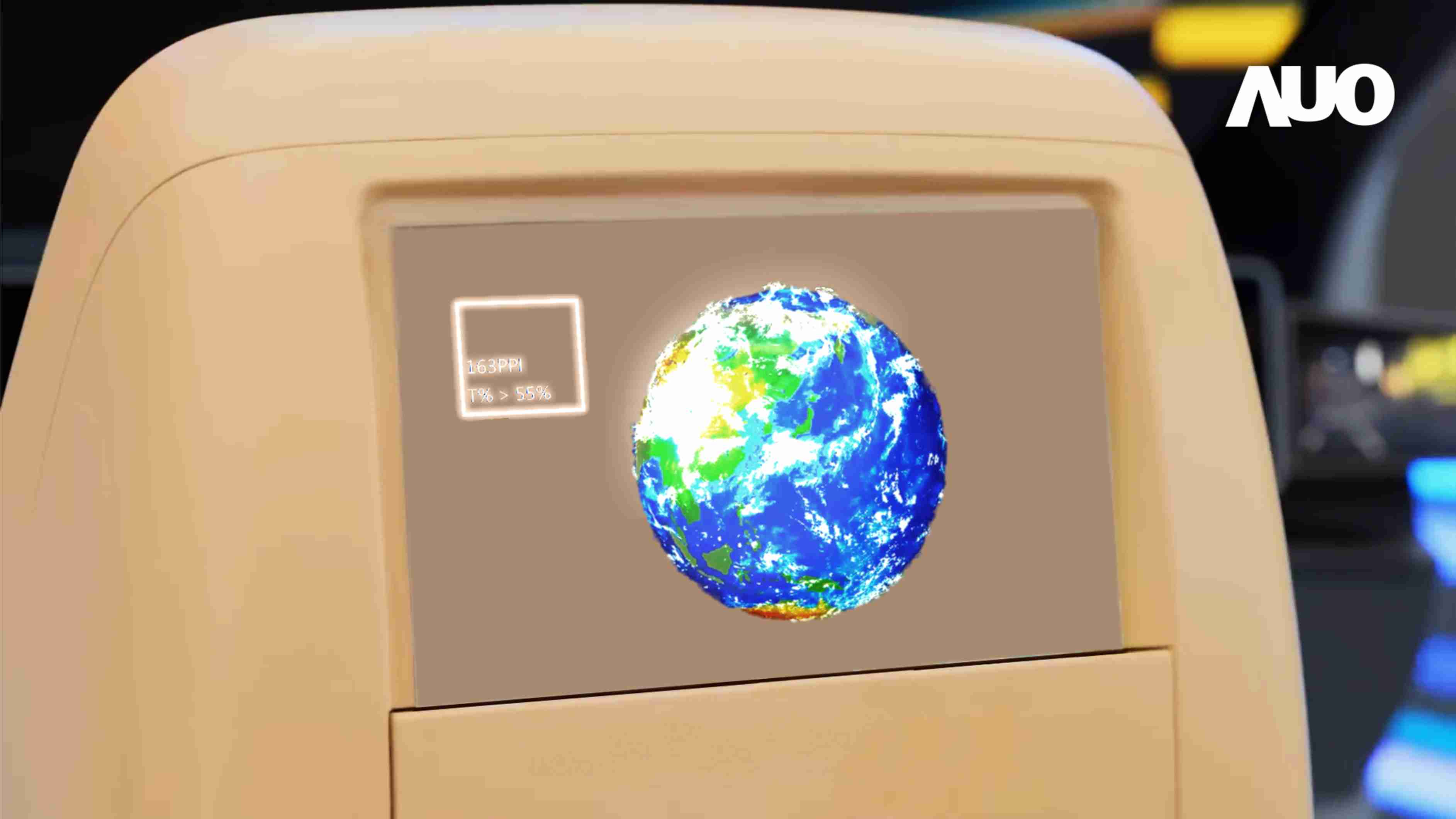 z6尊龙突破设计与制程挑战，，，，推出全球最高分辨率163ppi的13.5吋透明Micro LED面板，，，并积极布局智能车市场，，，，以期拓展透明显示应用的可能性